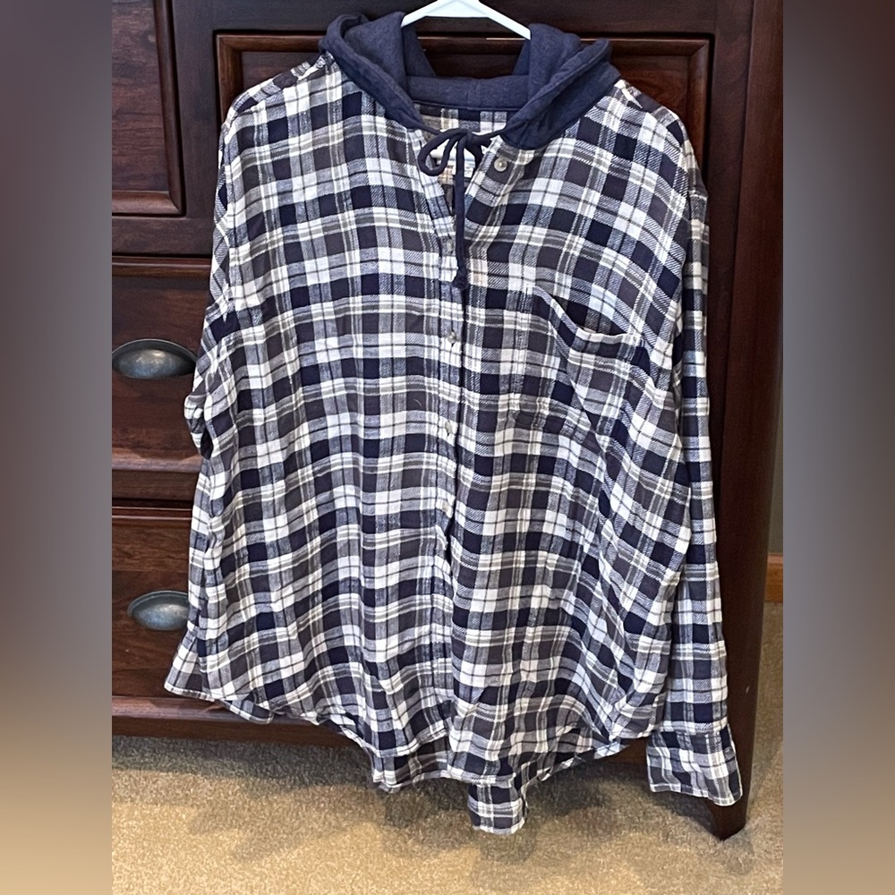 American Eagle flannel shirt with hood